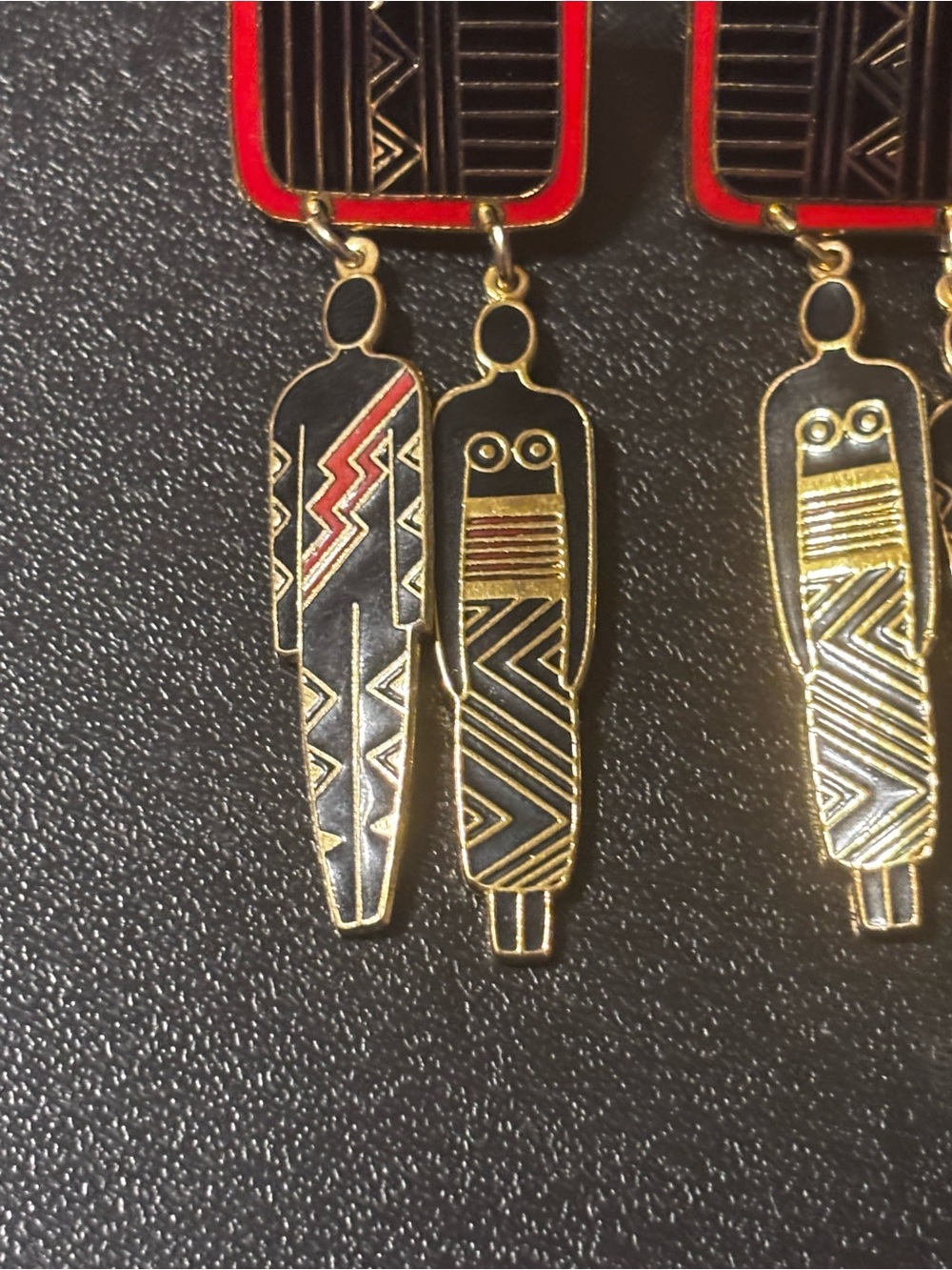 Laurel Burch Black and Red Tribal Figure Drop Earrings Friends Woman Man Tribal - Picture 8 of 11